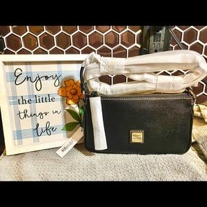 NWT Dooney Saffiano Crossbody in Black
